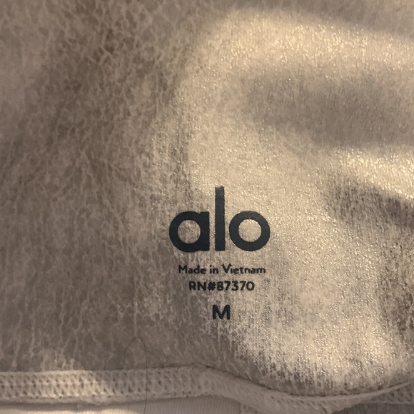 ALO LEGGINGS - Picture 4 of 4